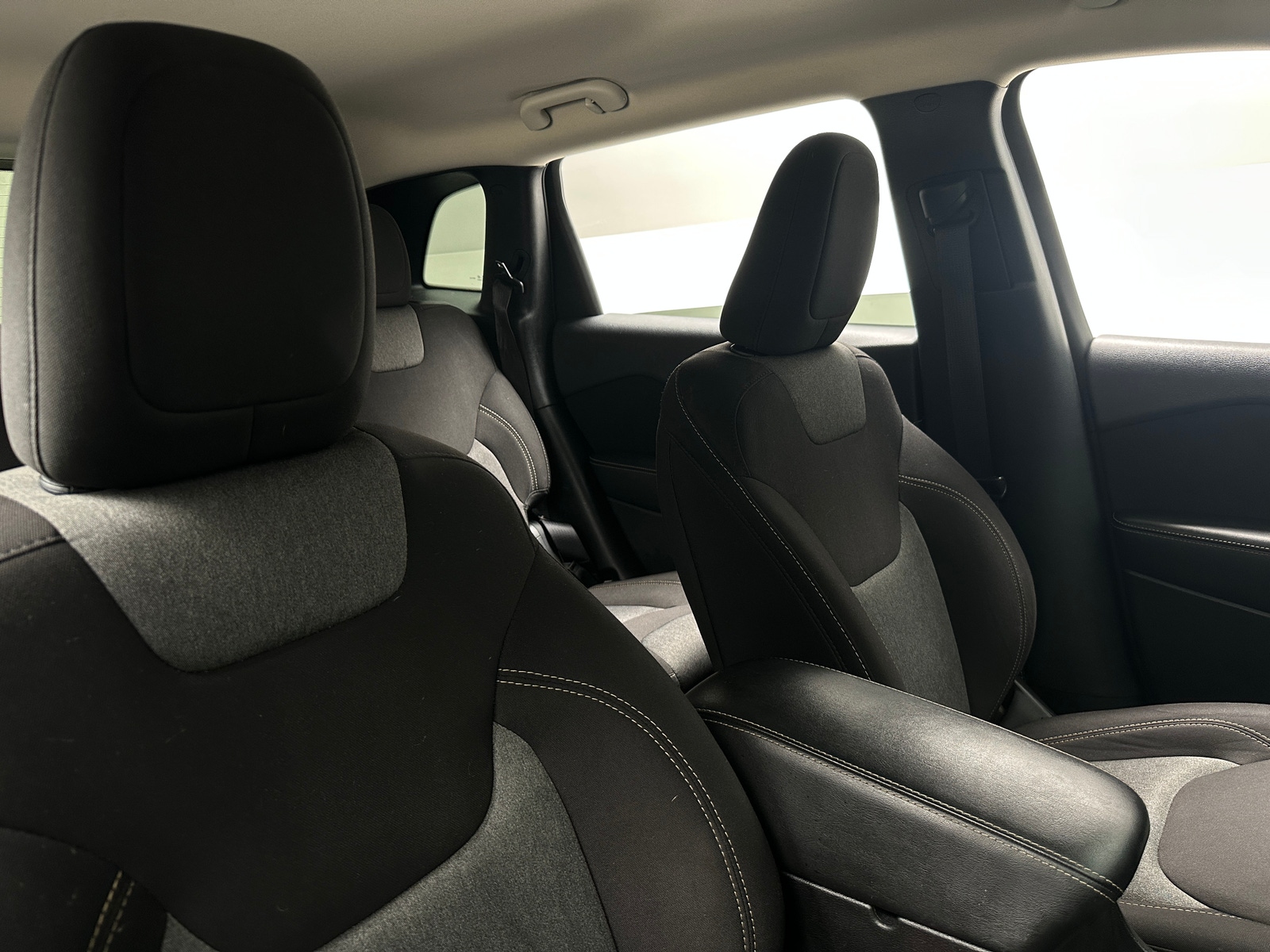 Thumbnail: 2018 Jeep Cherokee - 2