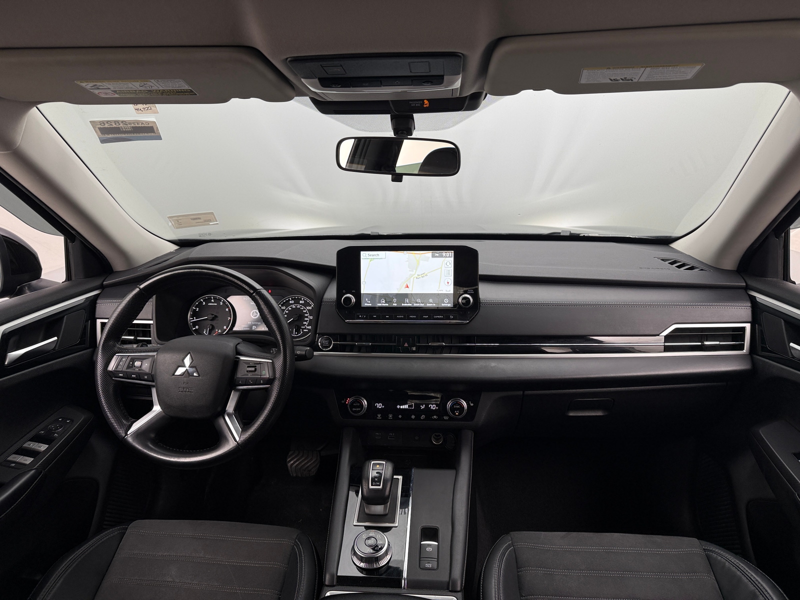 Thumbnail: 2022 Mitsubishi Outlander - 2