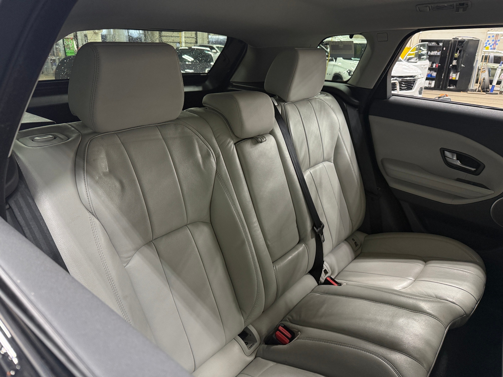 Thumbnail: 2019 Land Rover Range Rover Evoque - 5