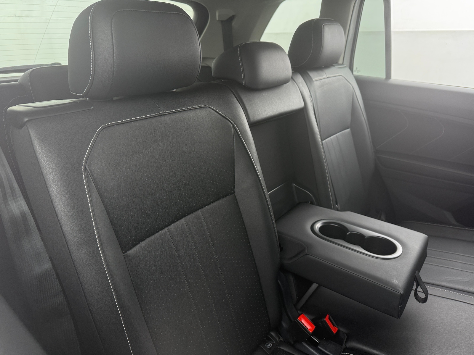 Thumbnail: 2023 Volkswagen Tiguan - 5