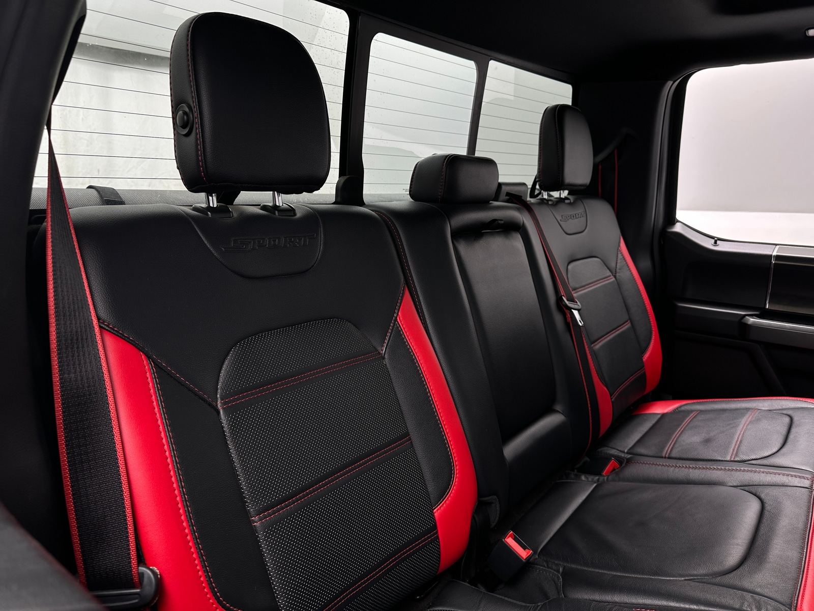 Thumbnail: 2018 Ford Econoline - 5