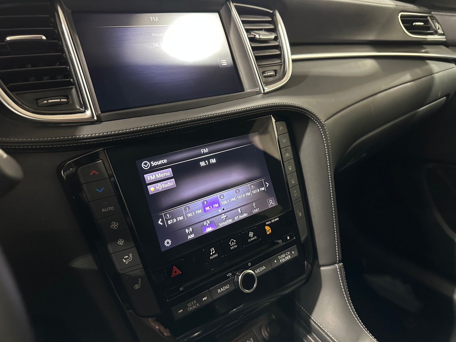 Thumbnail: 2024 INFINITI QX55 - 3