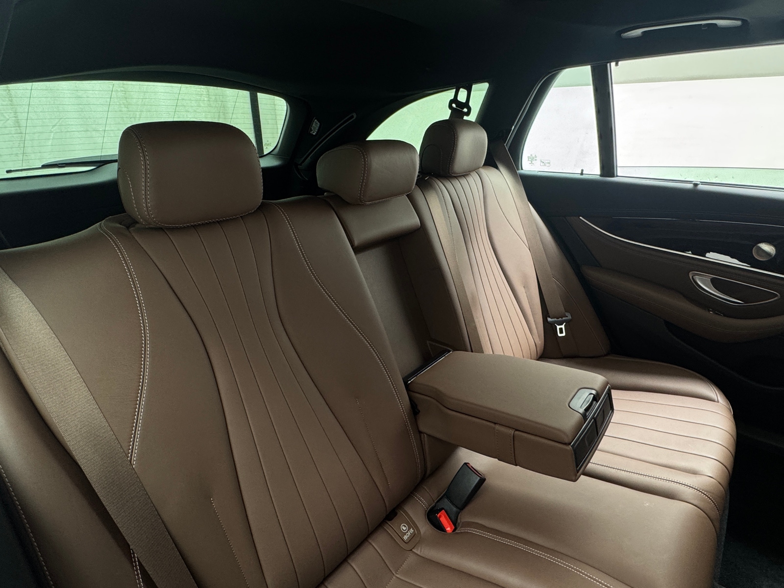 Thumbnail: 2022 Mercedes-Benz E-Class - 5