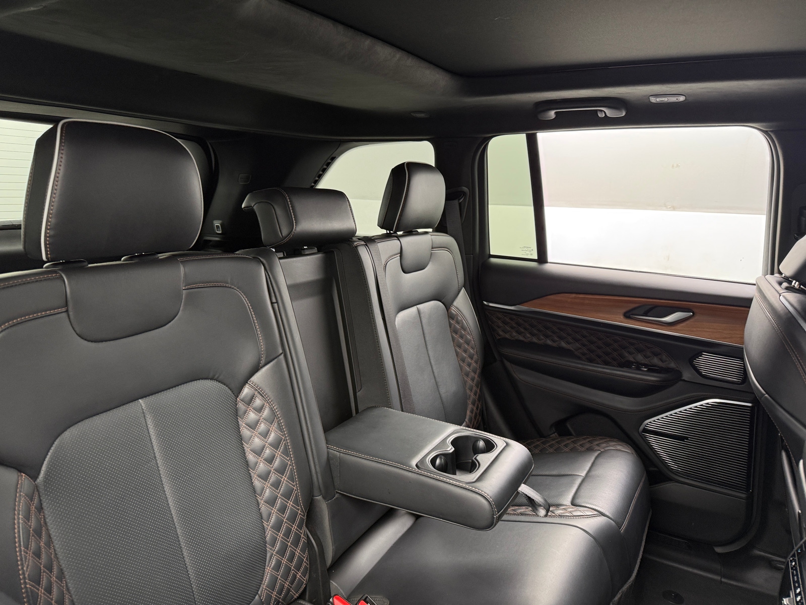 Thumbnail: 2024 Jeep Grand Cherokee - 5