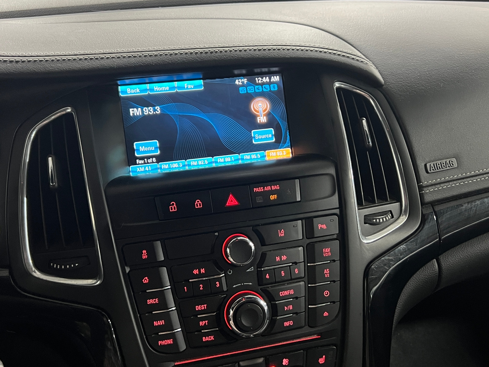 Thumbnail: 2016 Buick Cascada - 3