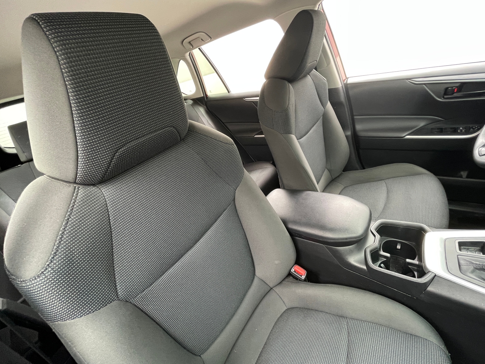 Thumbnail: 2022 Toyota RAV4 - 2