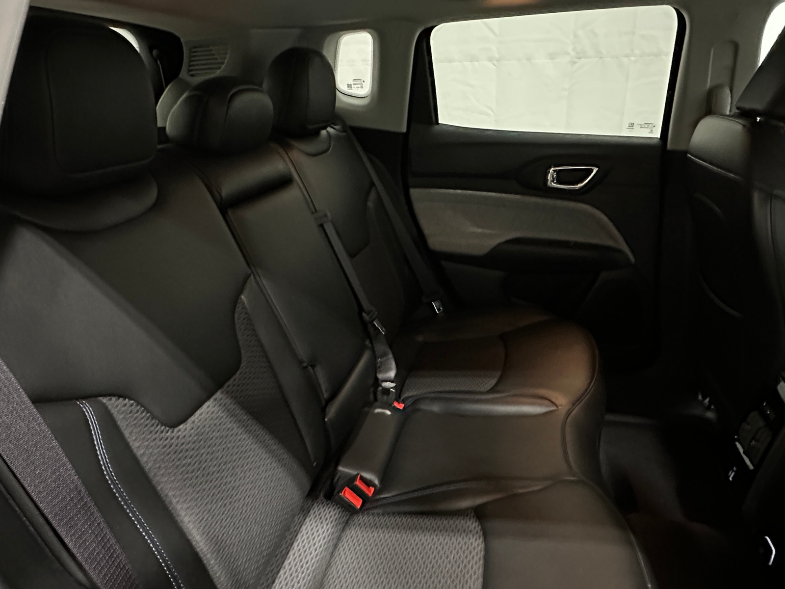 Thumbnail: 2022 Jeep Compass - 6