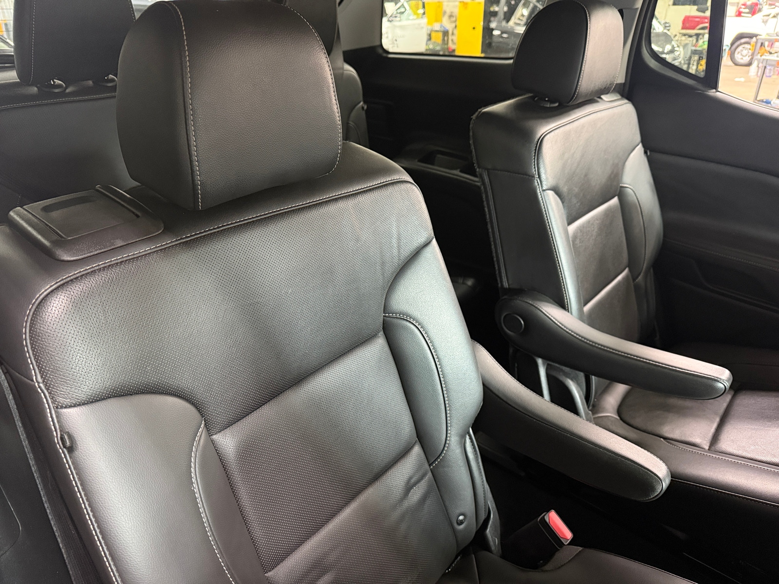 Thumbnail: 2023 GMC Acadia - 5