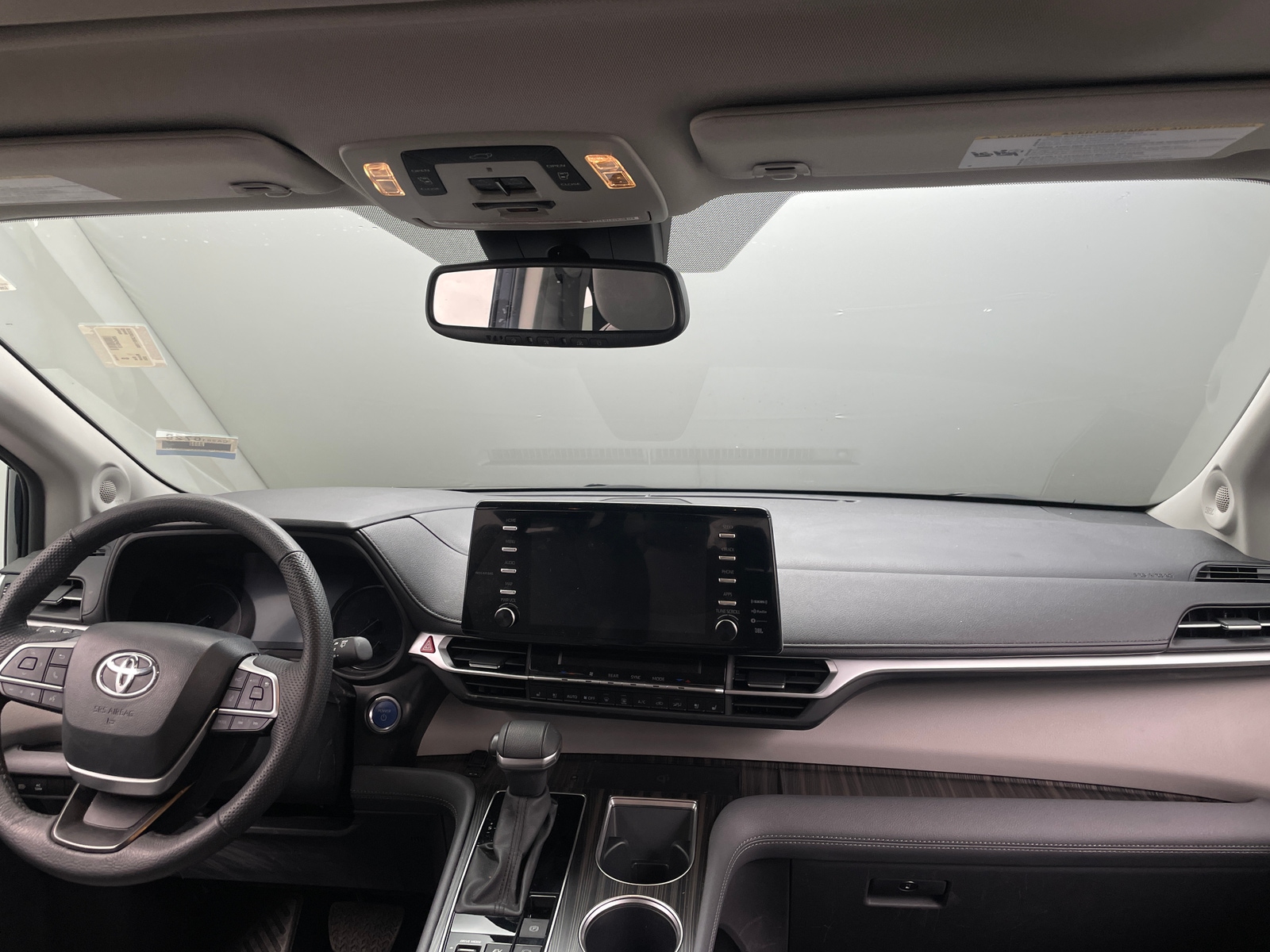 Thumbnail: 2024 Toyota Sienna - 2