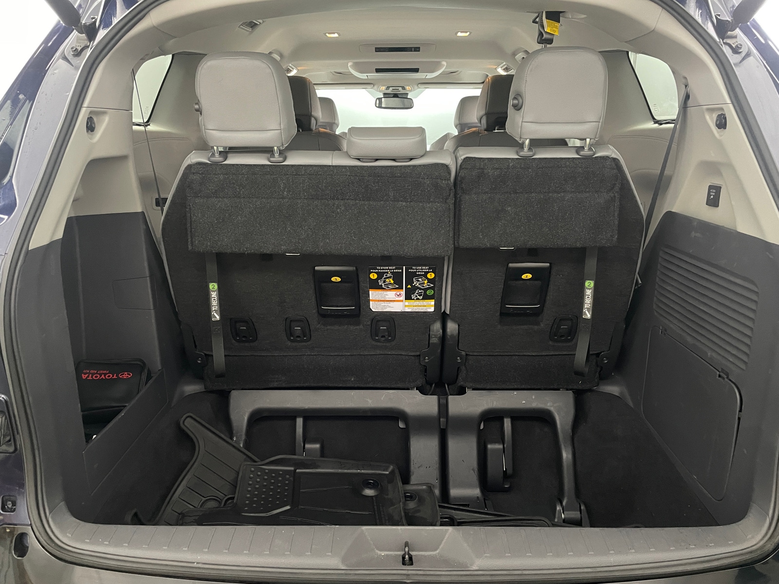 Thumbnail: 2024 Toyota Sienna - 6