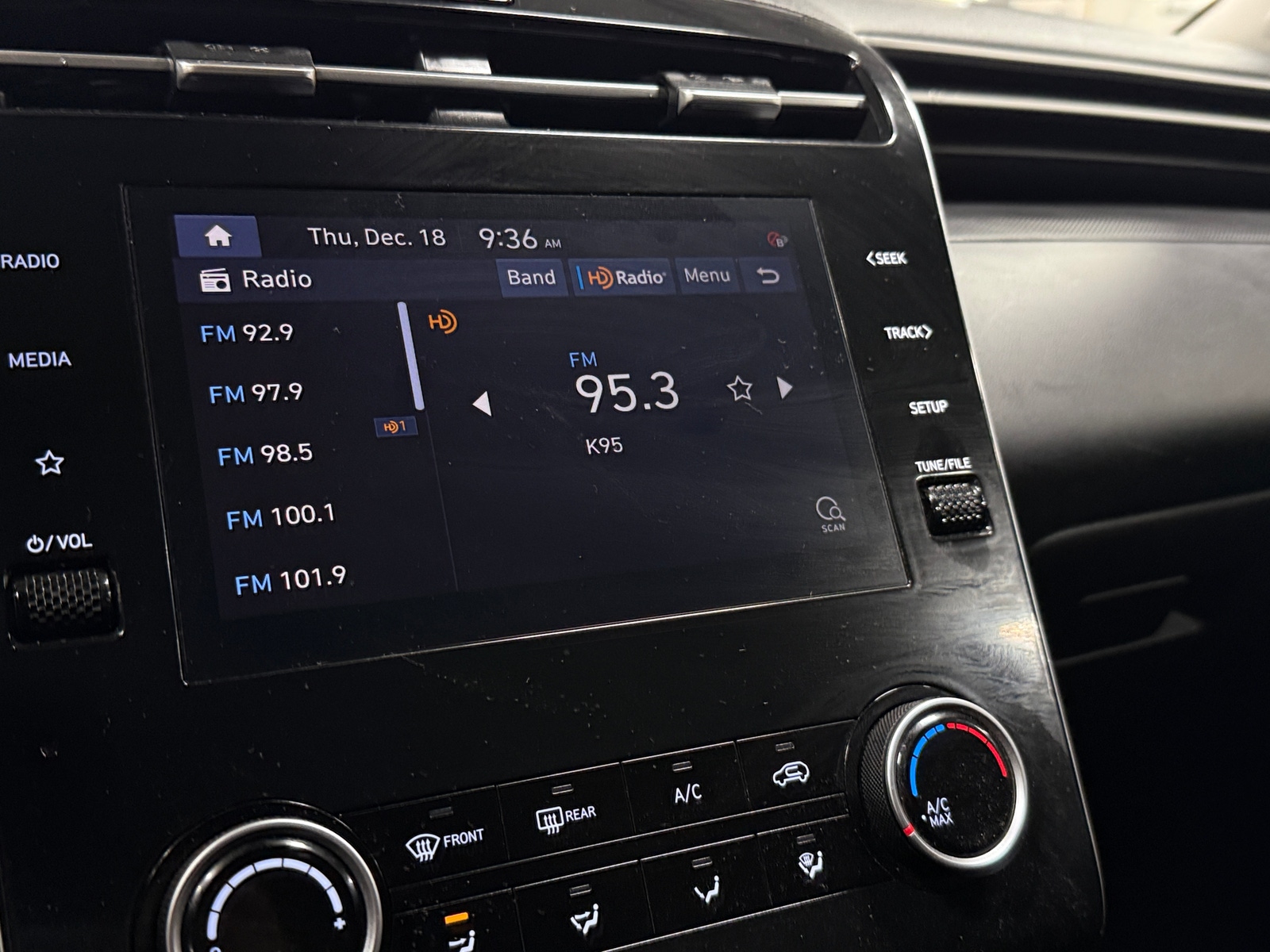 Thumbnail: 2022 Hyundai Tucson - 4