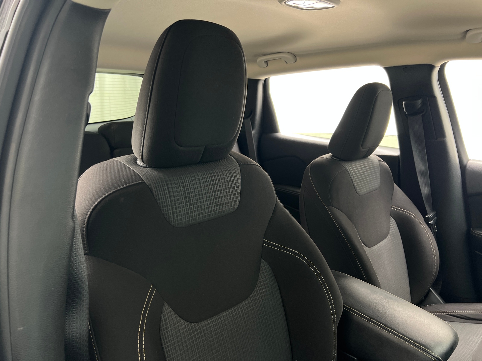 Thumbnail: 2017 Jeep Cherokee - 2