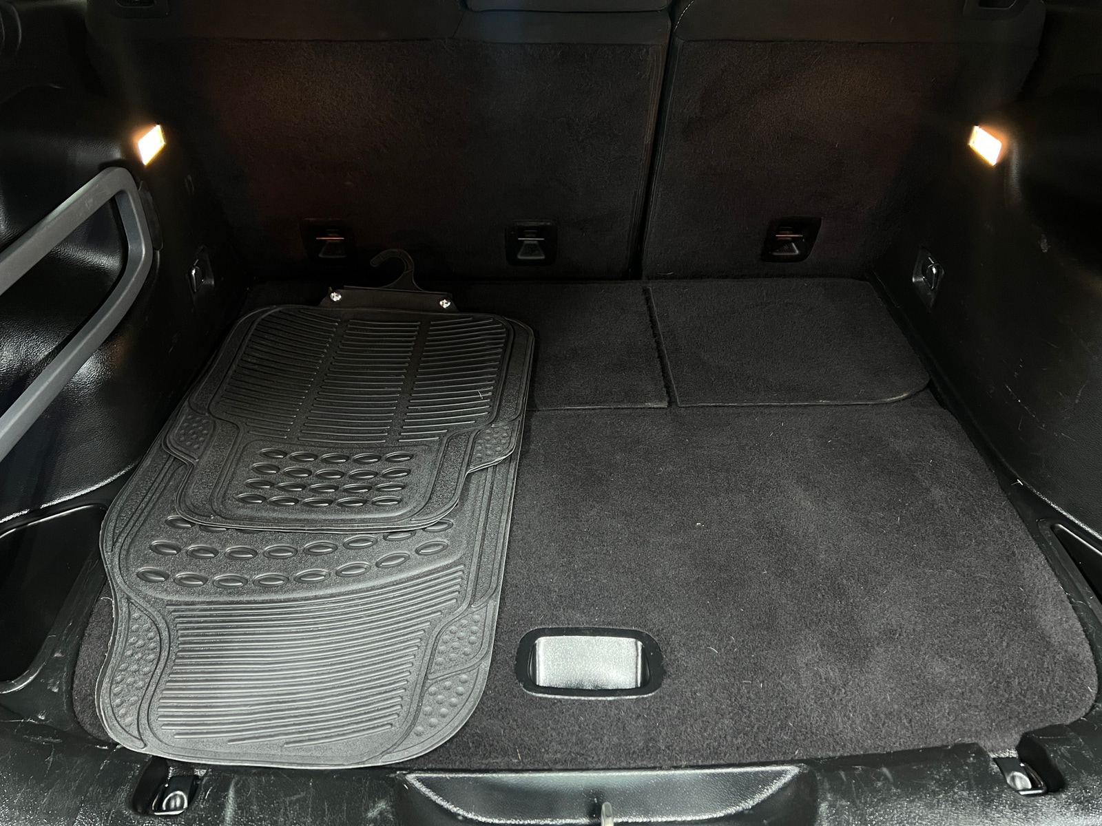 Thumbnail: 2017 Jeep Cherokee - 7