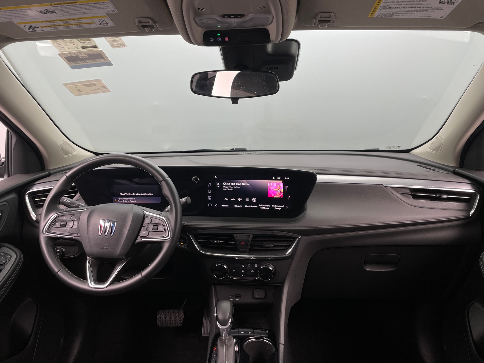 Thumbnail: 2025 Buick Encore GX - 3