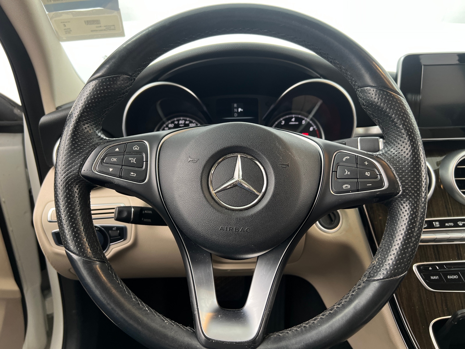 Thumbnail: 2016 Mercedes-Benz C-Class - 4