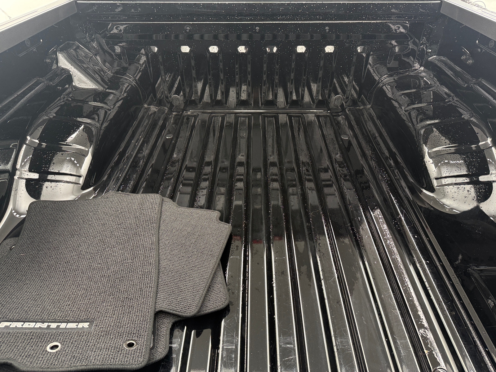 Thumbnail: 2025 Nissan Frontier - 7