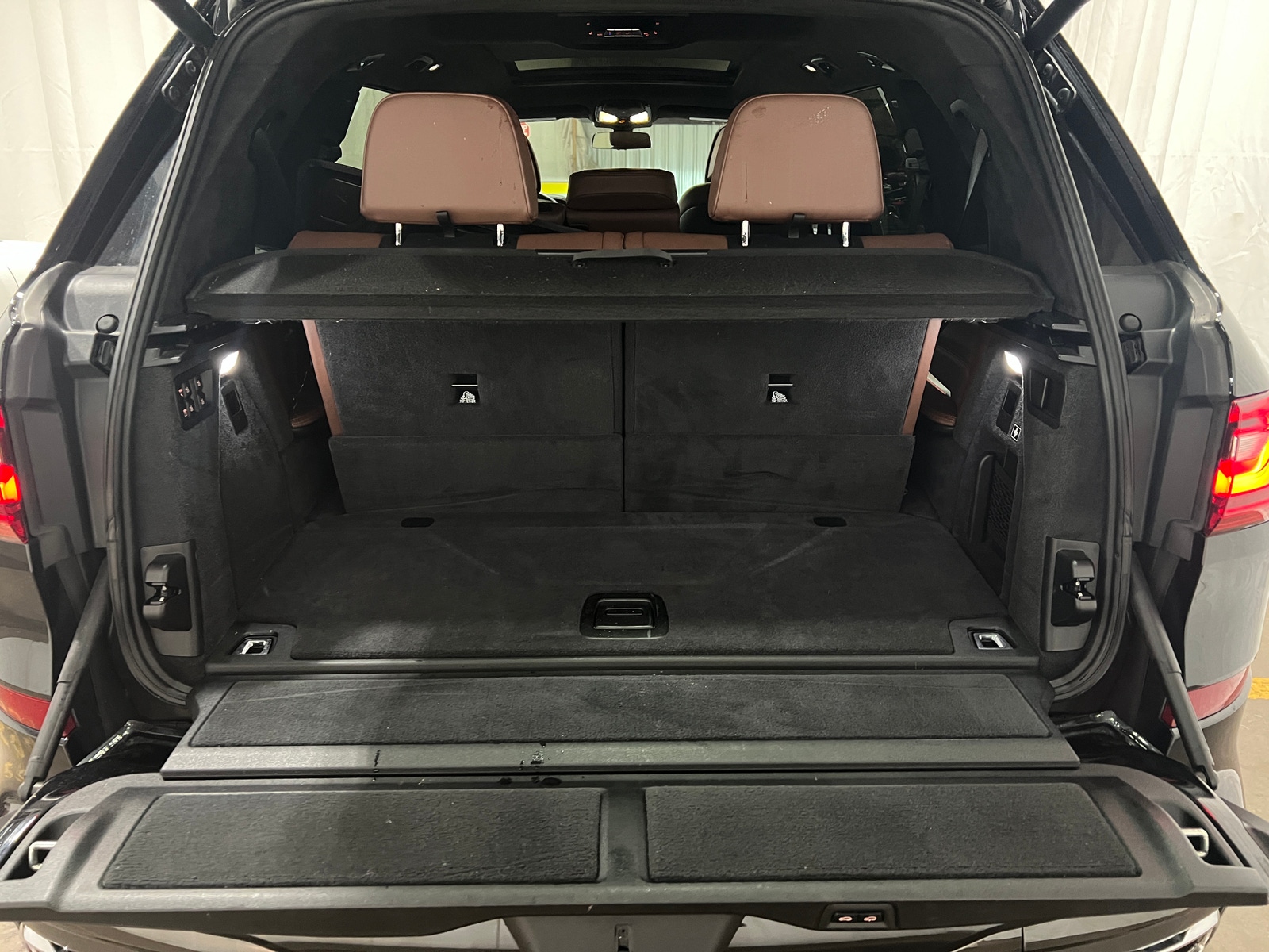 Thumbnail: 2019 BMW X7 - 6