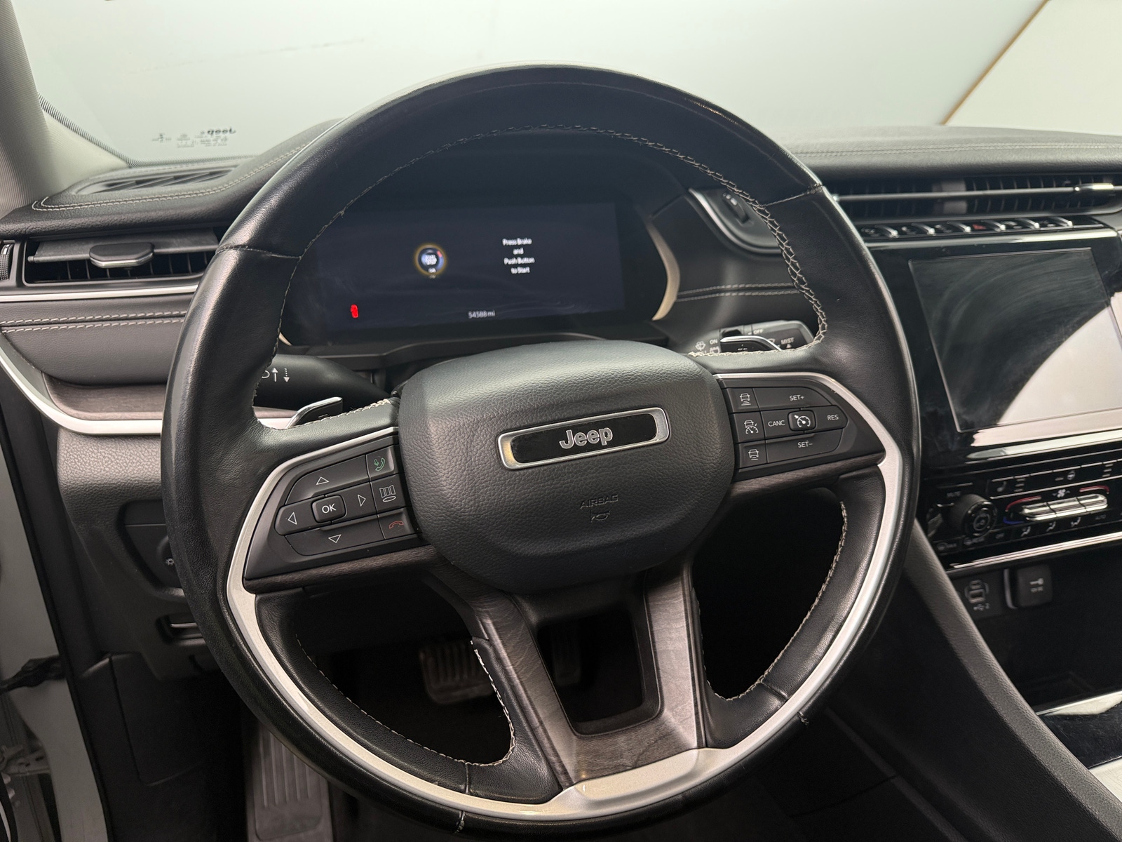 Thumbnail: 2022 Jeep Grand Cherokee - 4