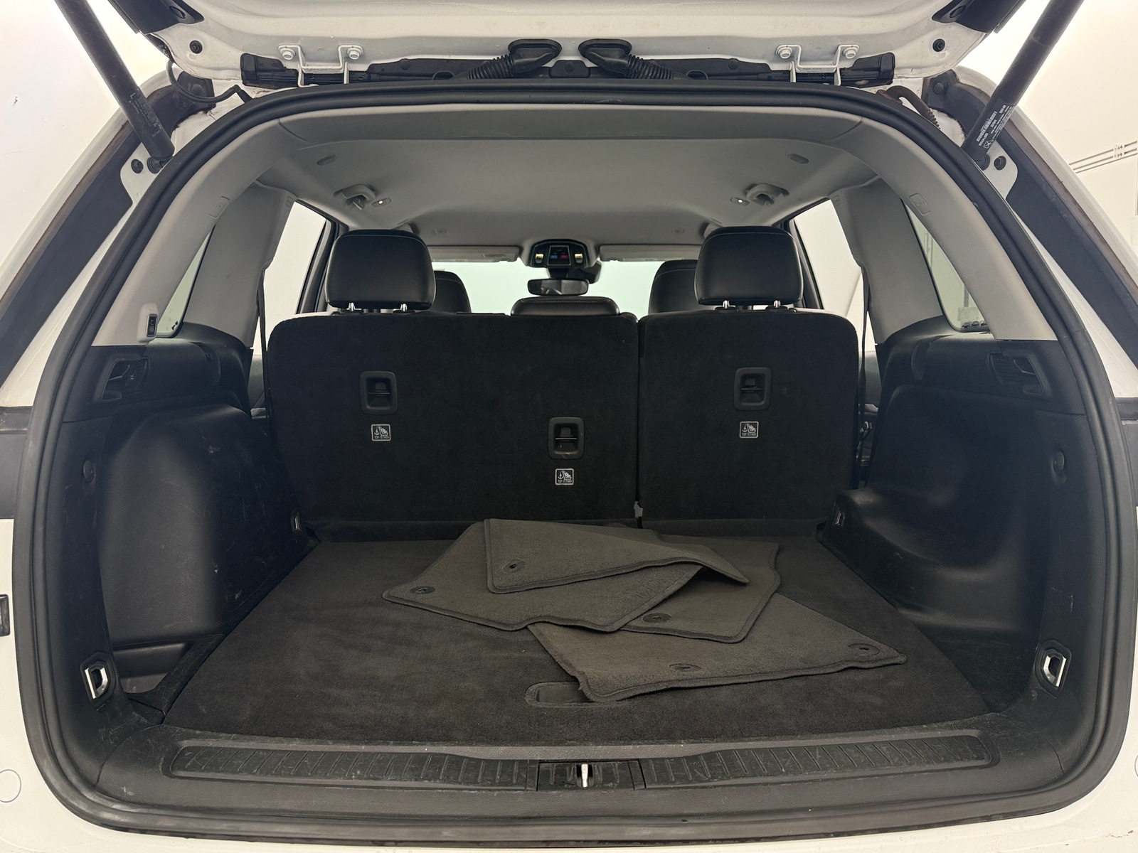 Thumbnail: 2022 Jeep Grand Cherokee - 6