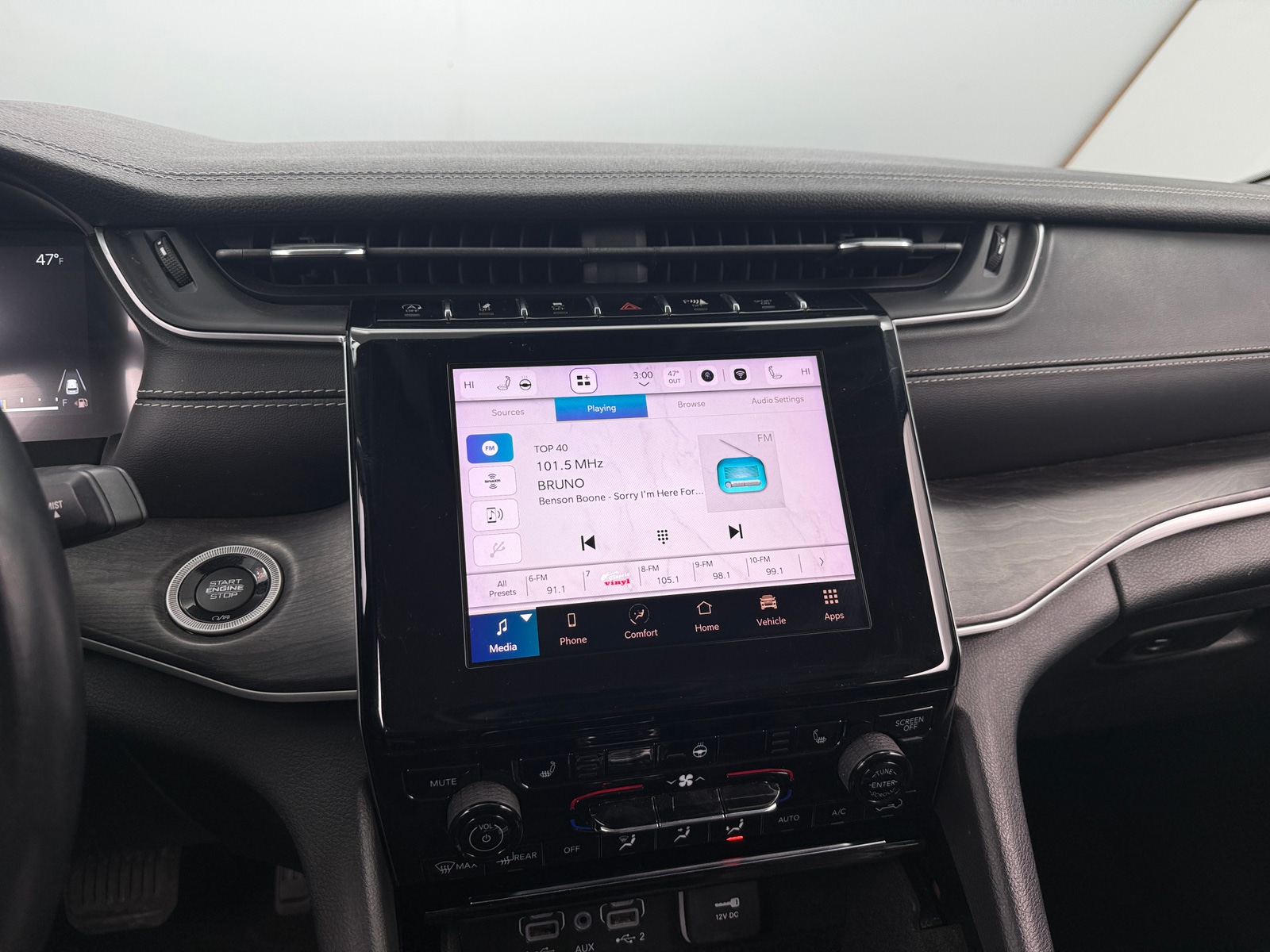 Thumbnail: 2022 Jeep Grand Cherokee - 3