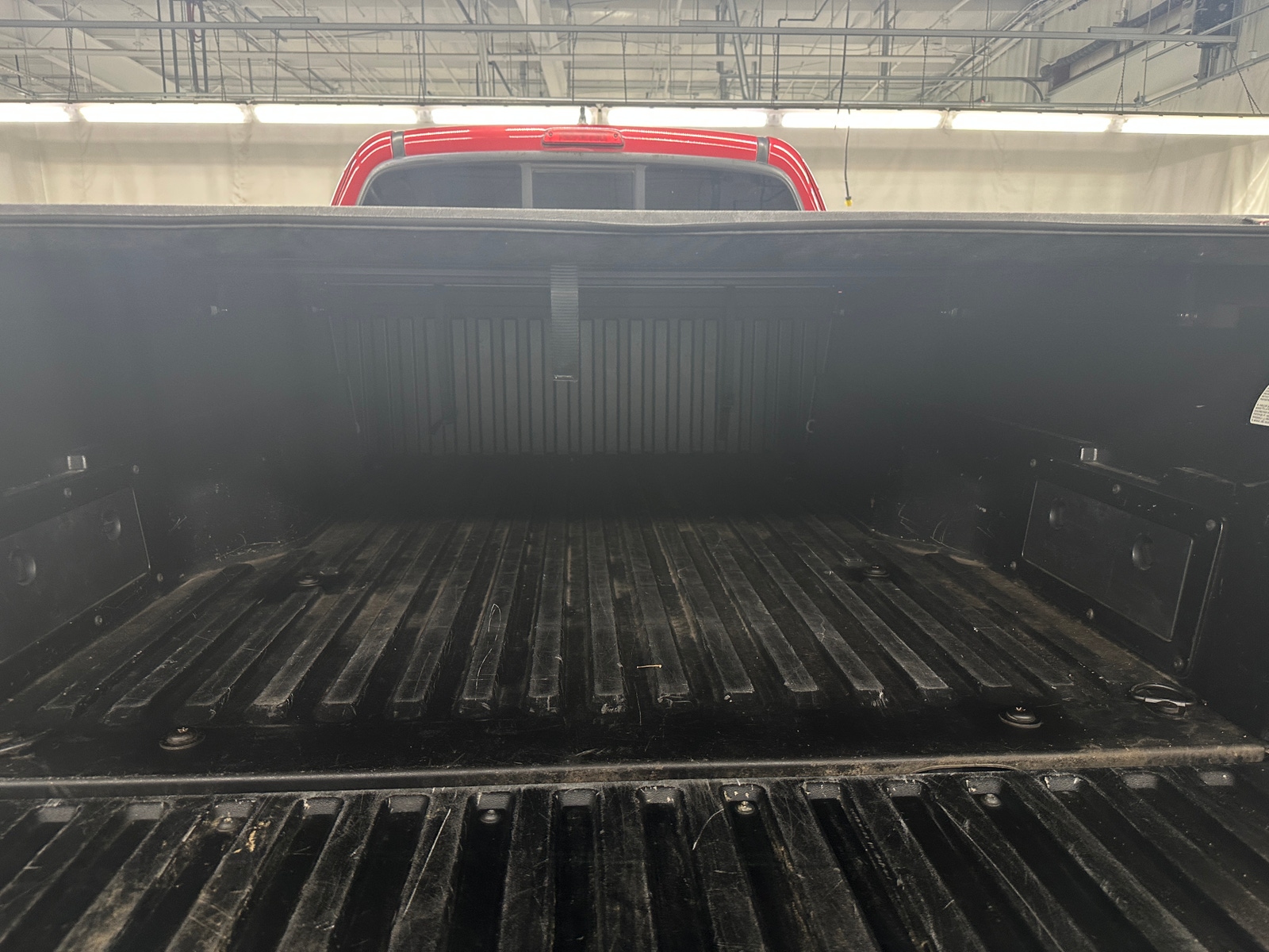 Thumbnail: 2016 Toyota Tacoma - 7