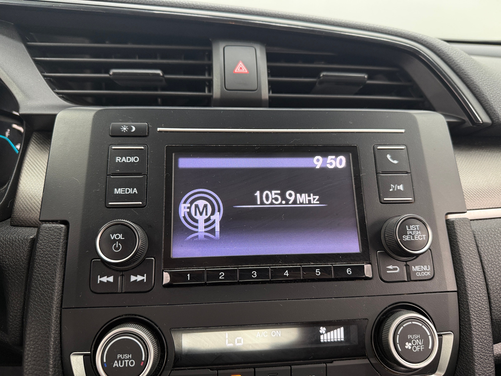 Thumbnail: 2019 Honda Civic - 4