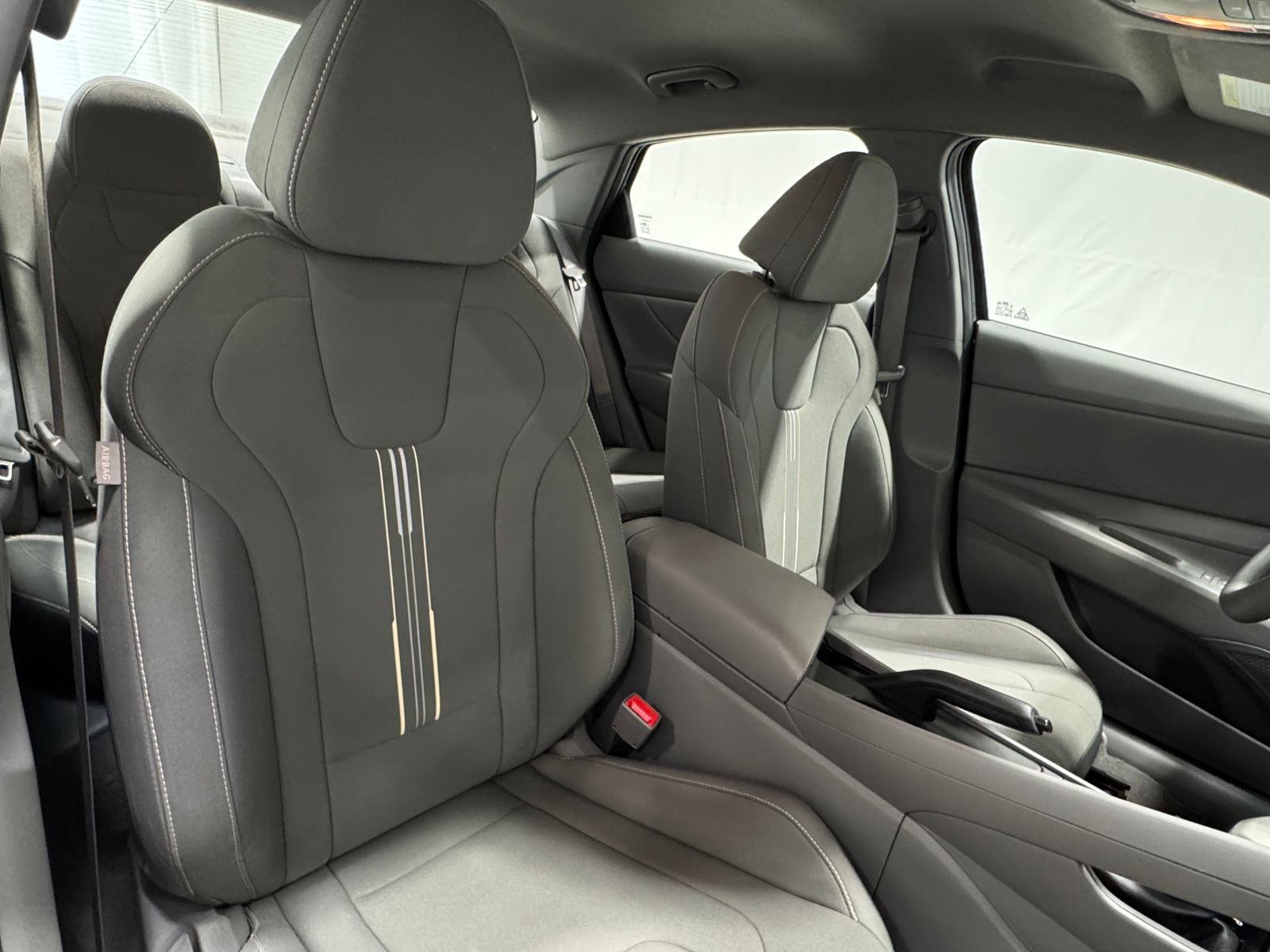 Thumbnail: 2023 Hyundai Elantra - 2