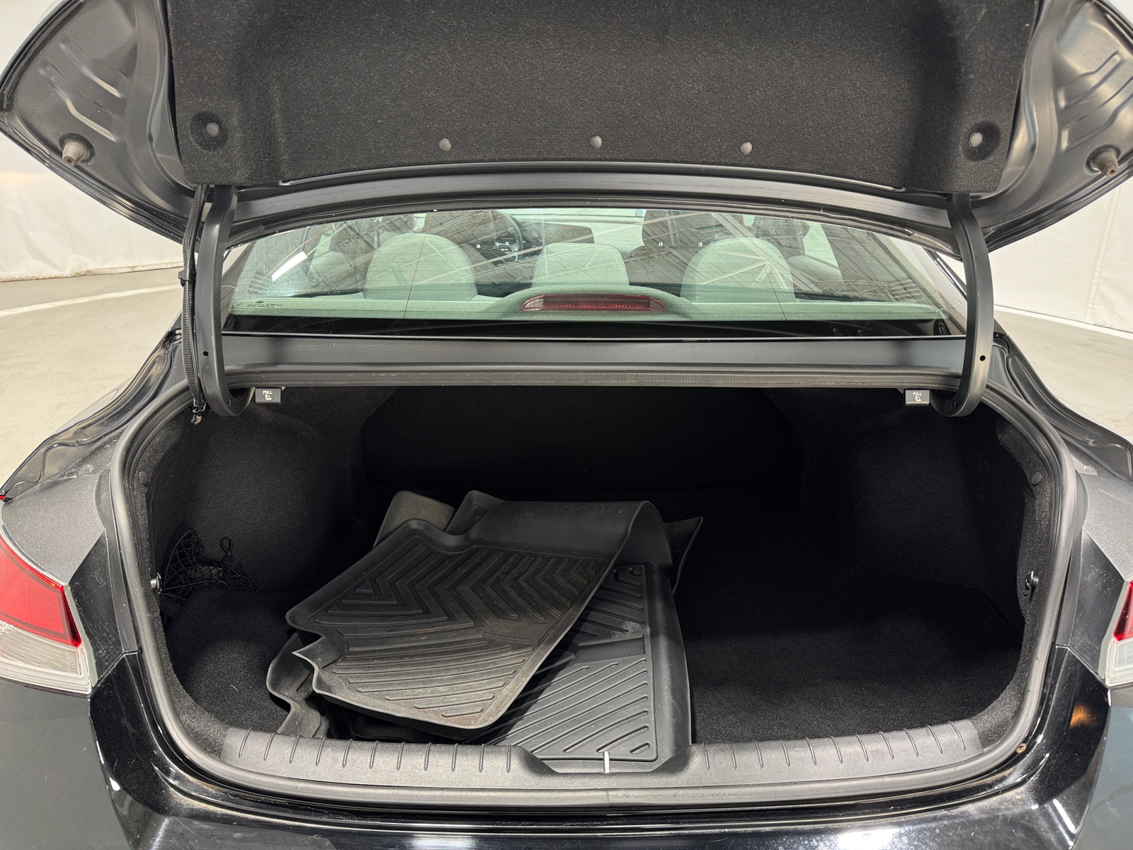 Thumbnail: 2023 Hyundai Elantra - 7