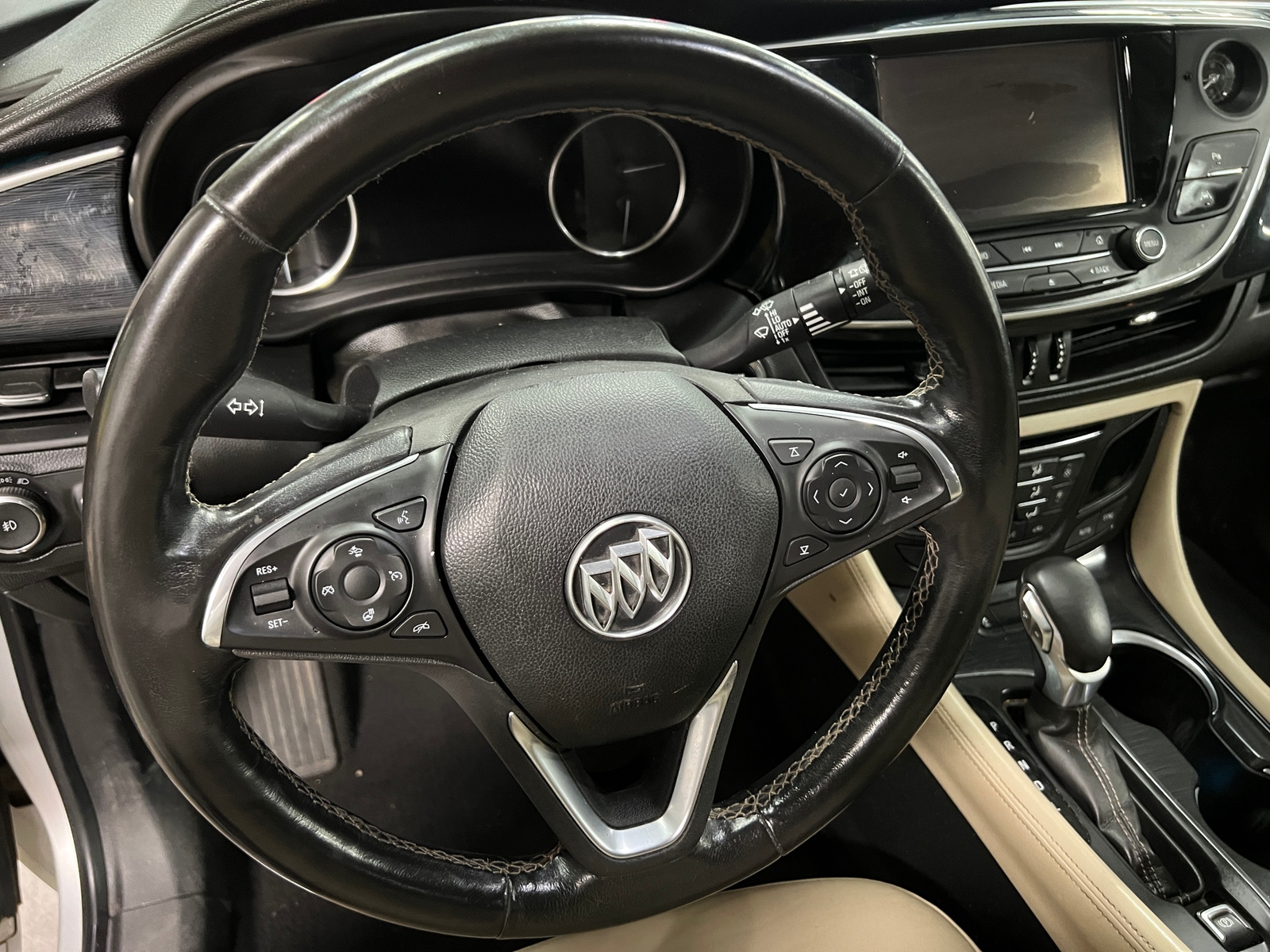 Thumbnail: 2016 Buick Envision - 4