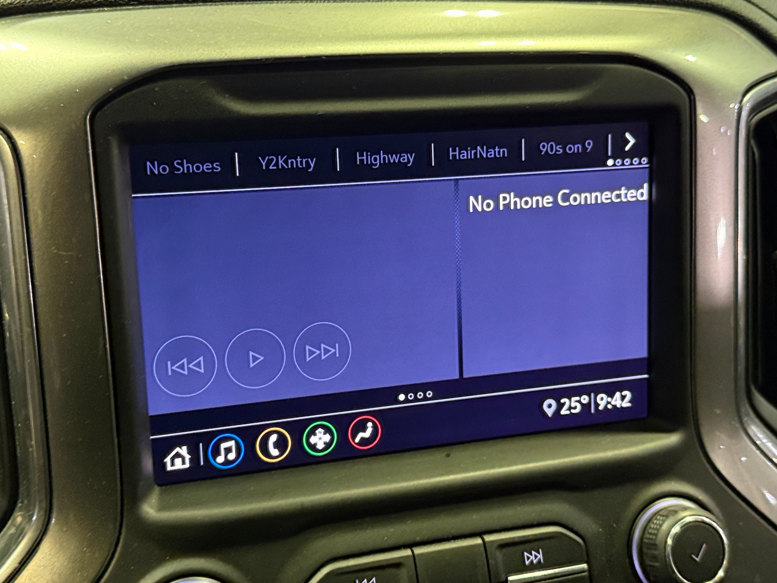 Thumbnail: 2020 Chevrolet Silverado 1500 - 3