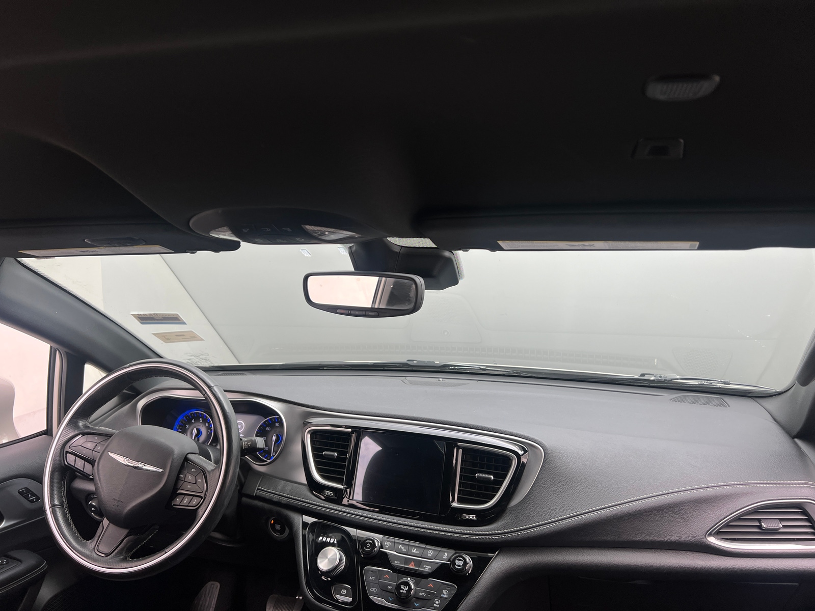 Thumbnail: 2019 Chrysler Pacifica - 2