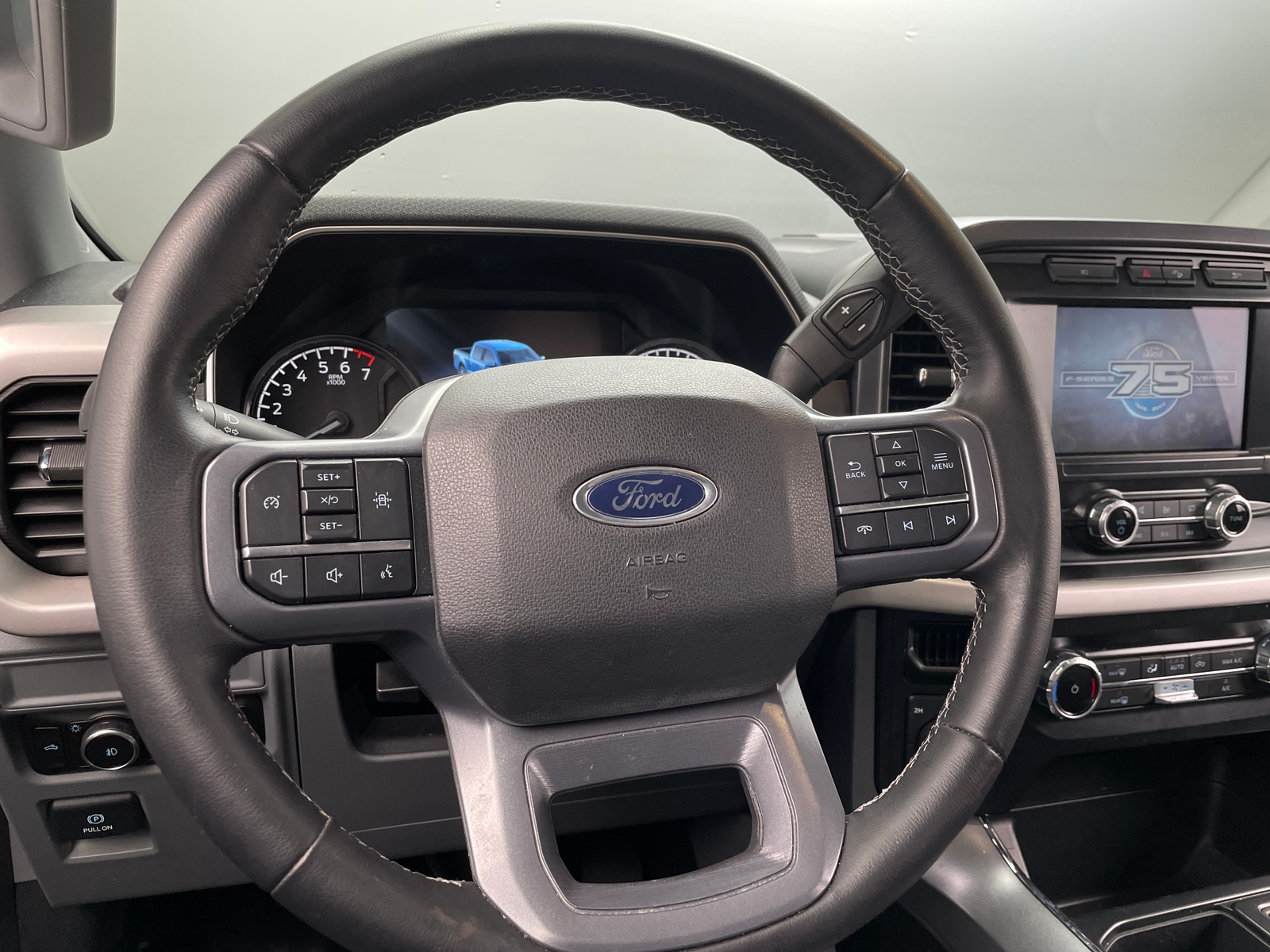 Thumbnail: 2023 Ford Econoline - 5