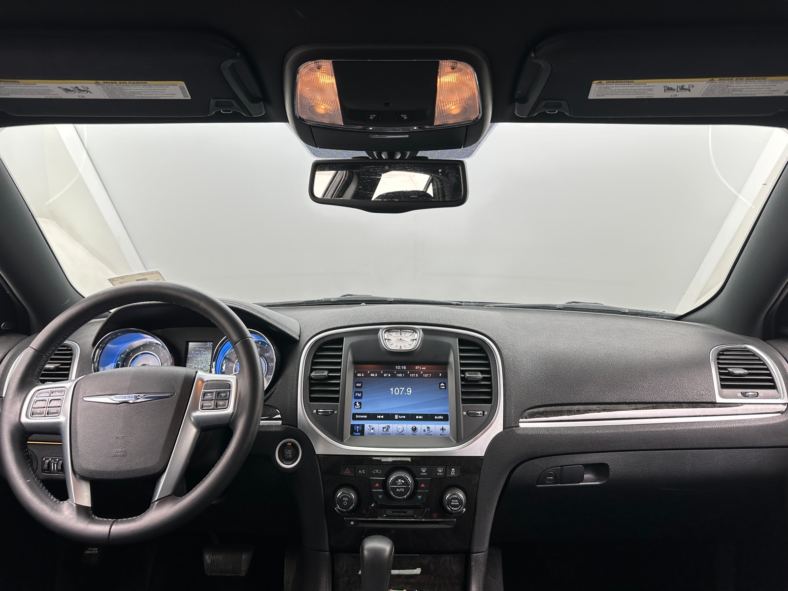 Thumbnail: 2011 Chrysler 300 - 2