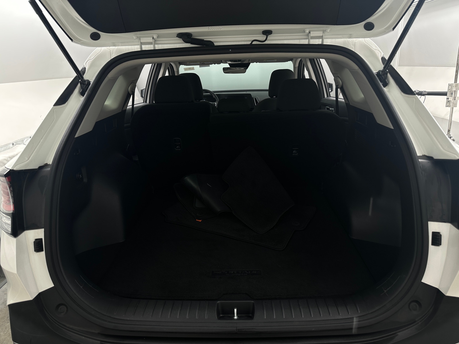 Thumbnail: 2023 Kia Sportage - 7