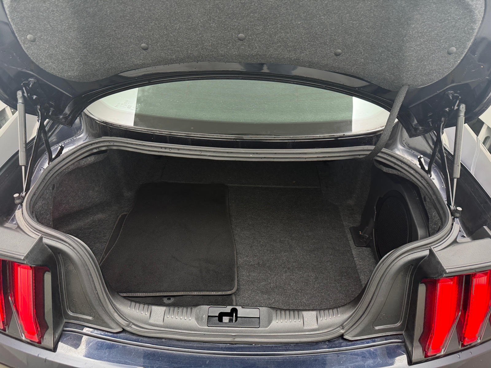 Thumbnail: 2021 Ford Mustang - 4