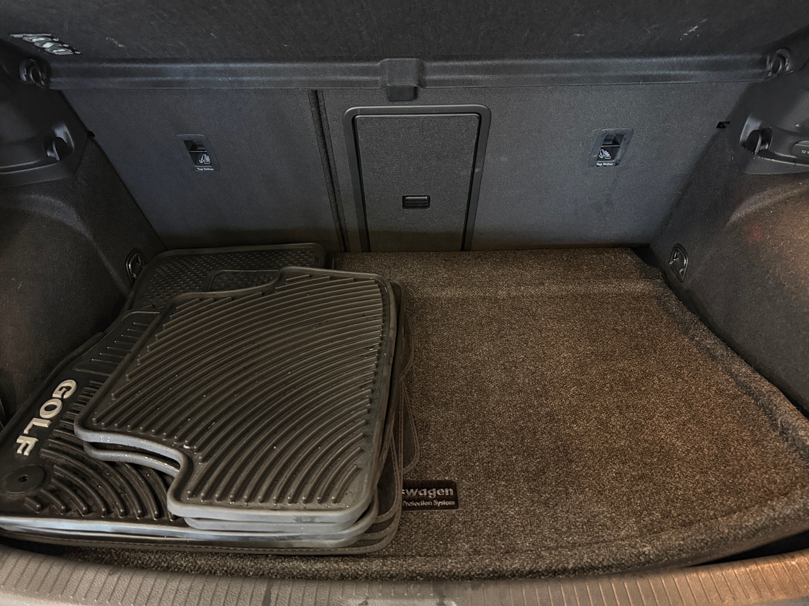 Thumbnail: 2021 Volkswagen Golf - 6