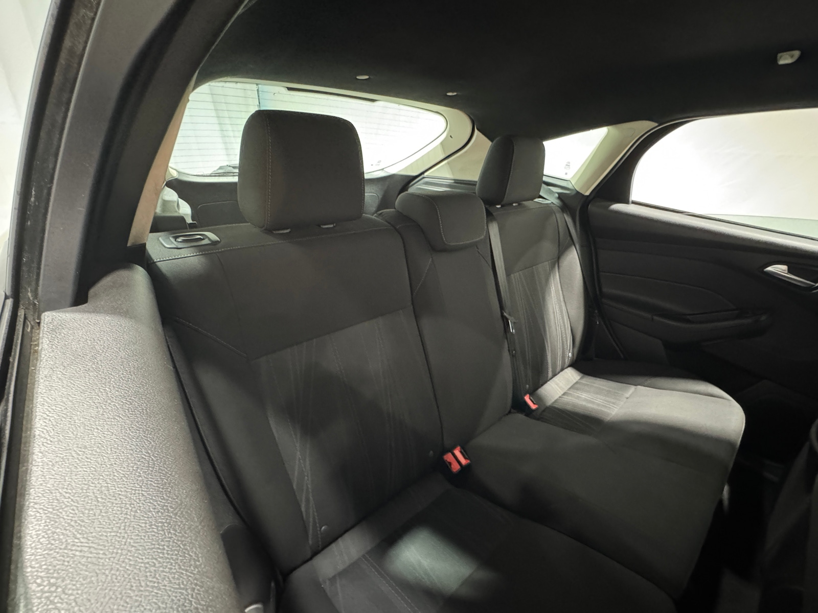 Thumbnail: 2016 Ford Focus - 6