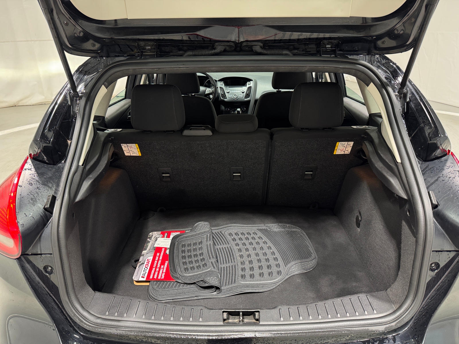 Thumbnail: 2016 Ford Focus - 7