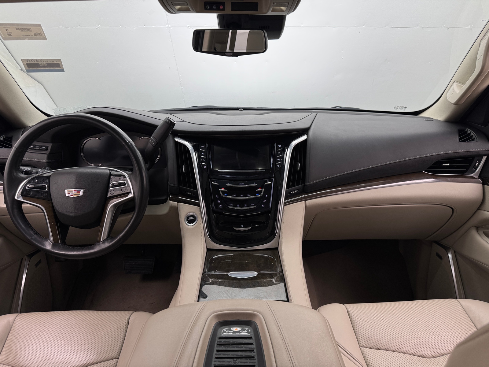 Thumbnail: 2020 Cadillac Escalade - 2