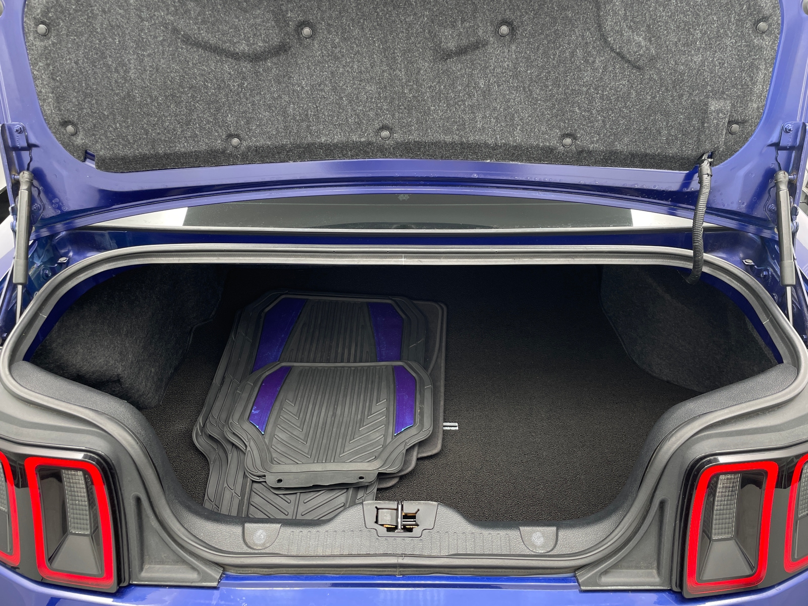 Thumbnail: 2014 Ford Mustang - 4