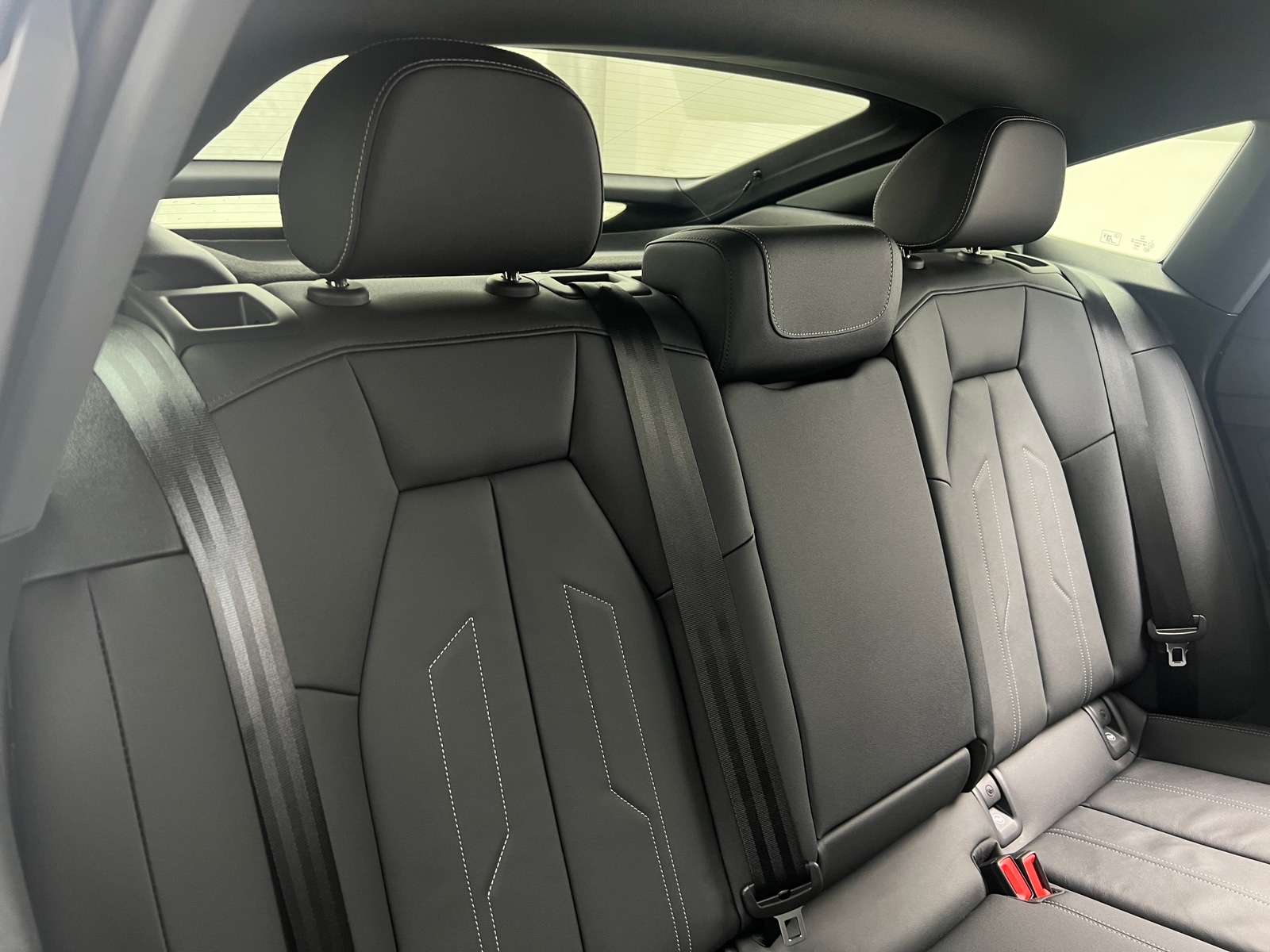 Thumbnail: 2023 Audi Q4 e-tron - 5