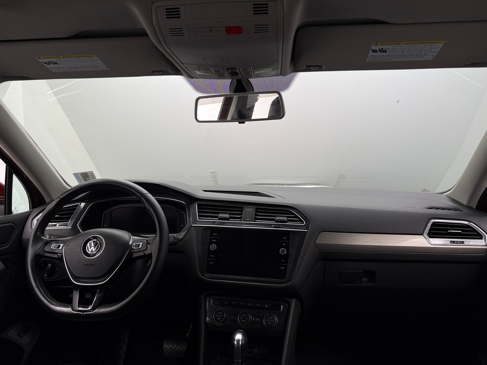 Thumbnail: 2019 Volkswagen Tiguan - 3