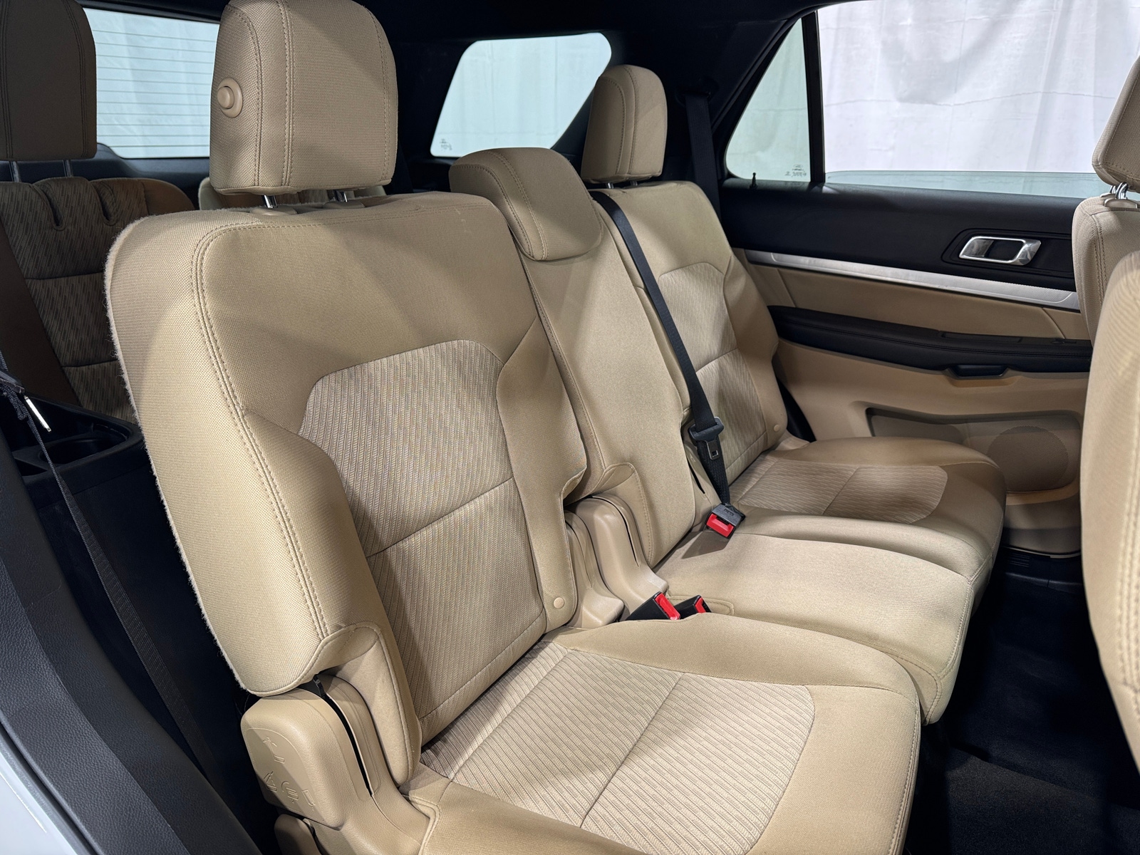 Thumbnail: 2017 Ford Explorer - 6