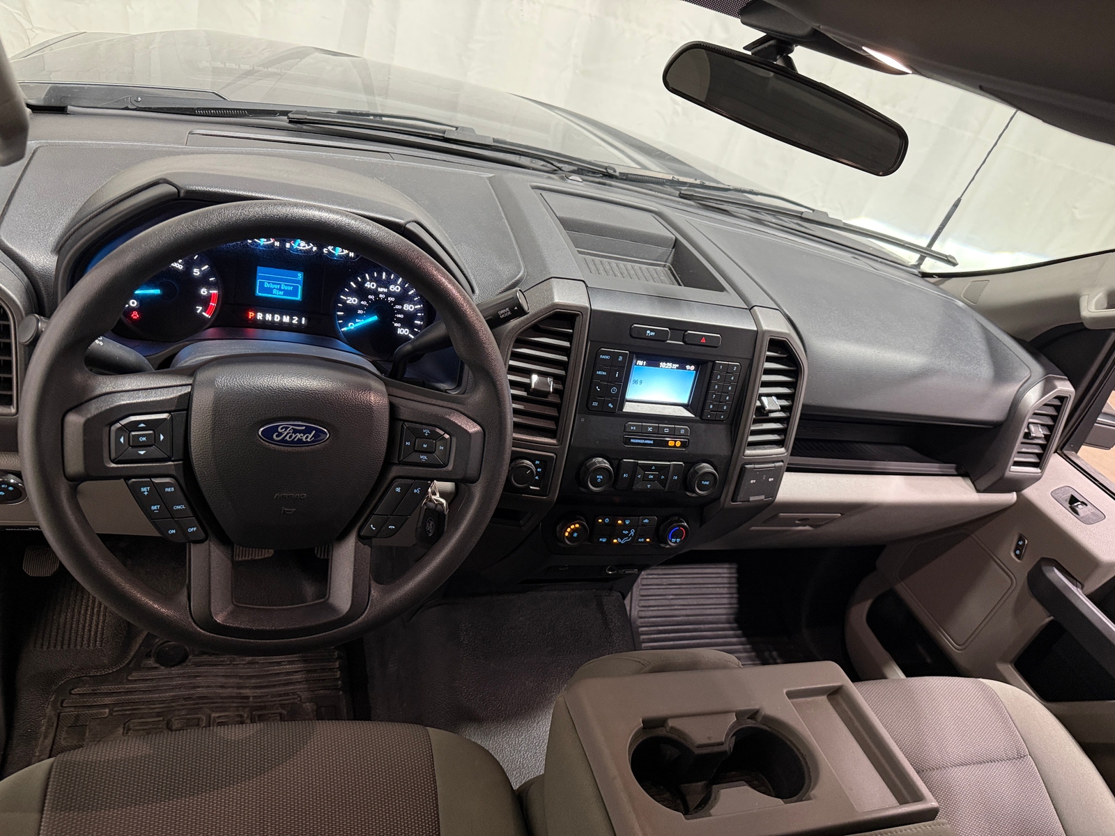 Thumbnail: 2022 Ford Econoline - 3