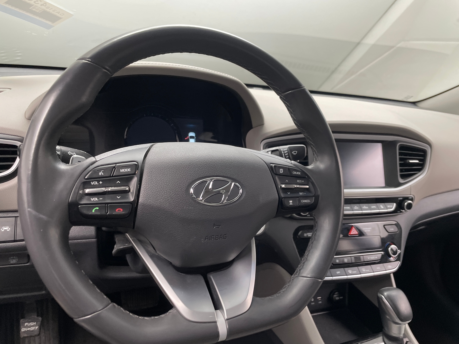 Thumbnail: 2019 Hyundai Ioniq - 4