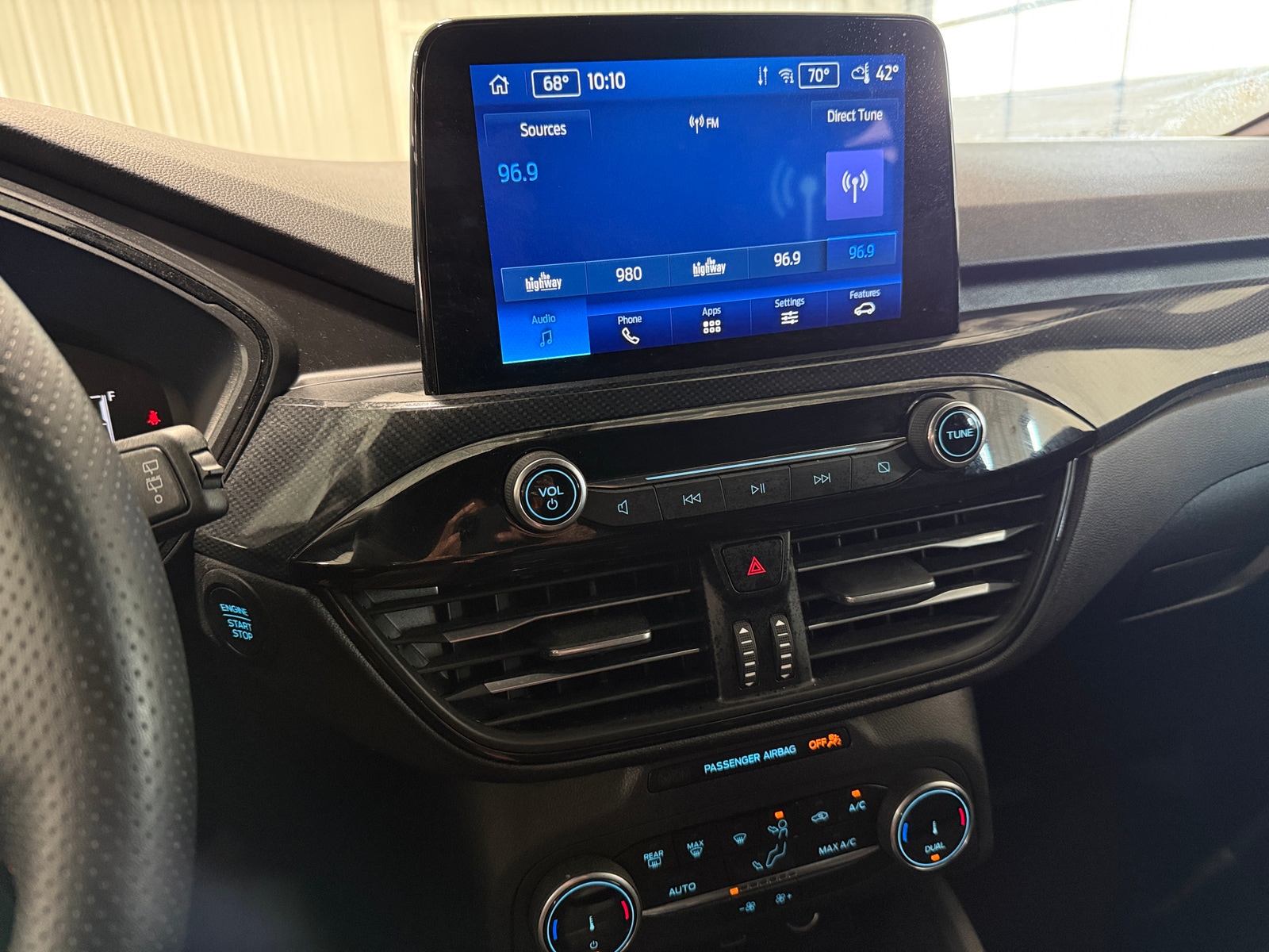 Thumbnail: 2025 Ford Escape - 3