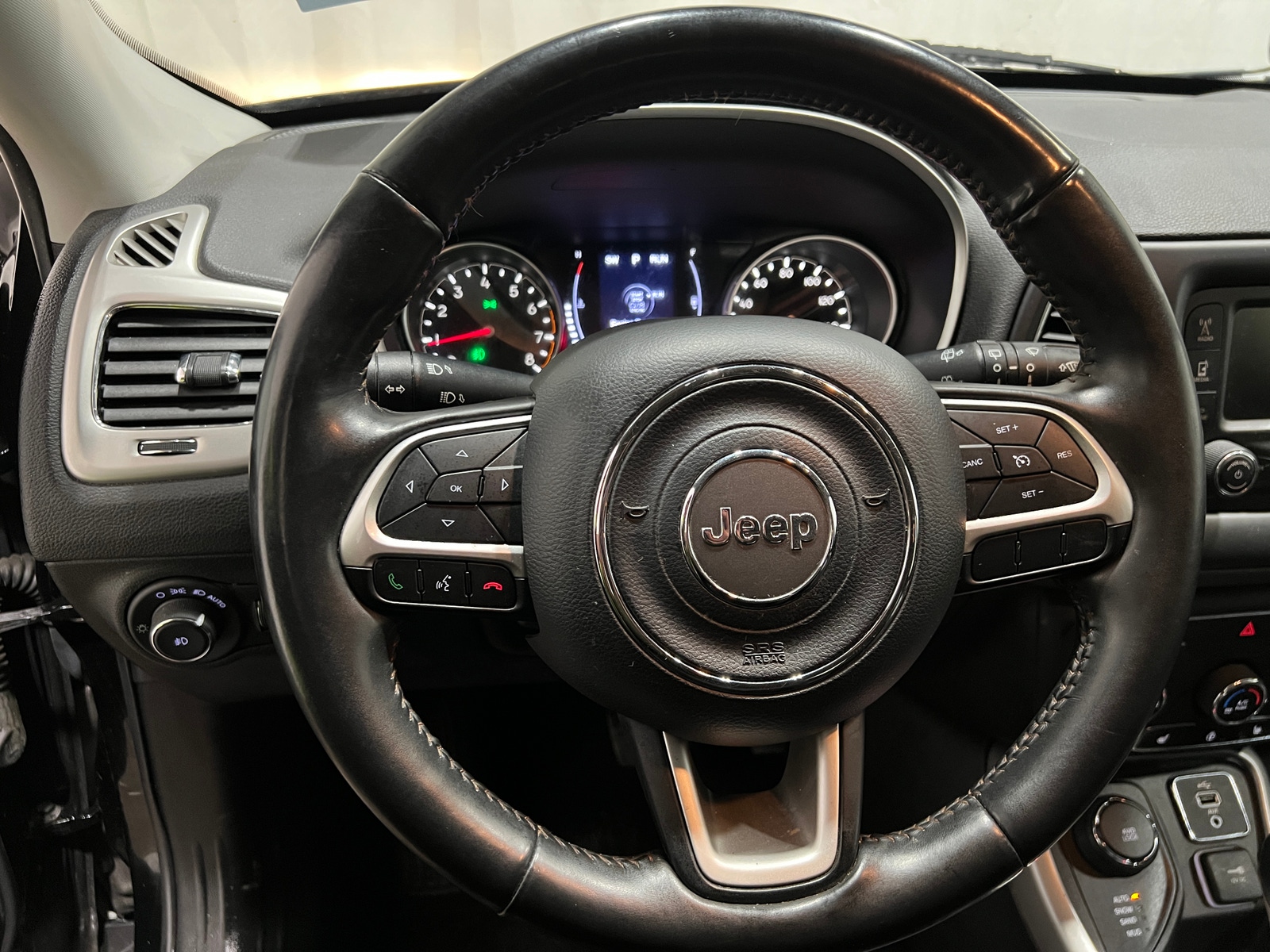 Thumbnail: 2018 Jeep Compass - 4