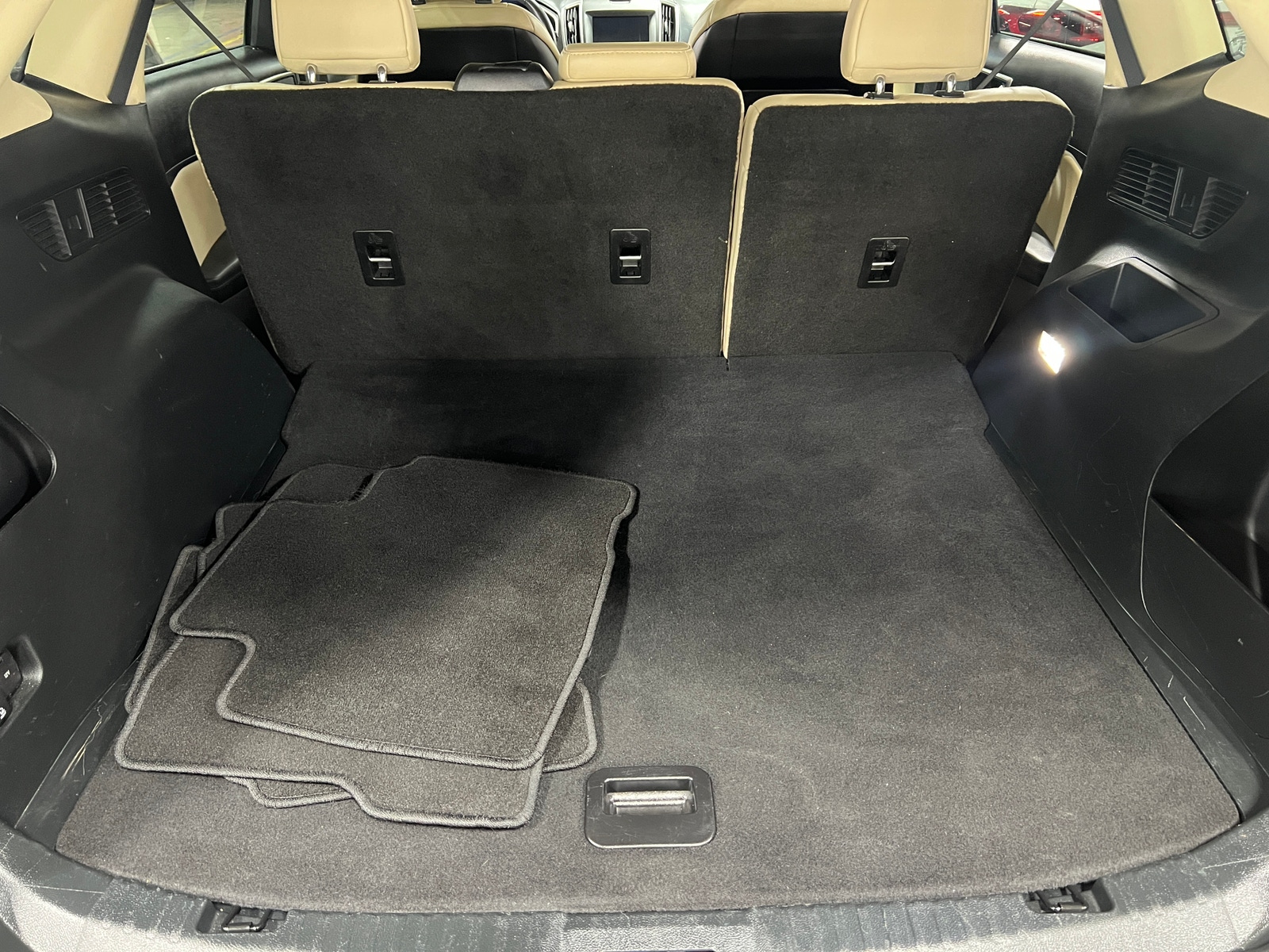 Thumbnail: 2019 Ford Edge - 7