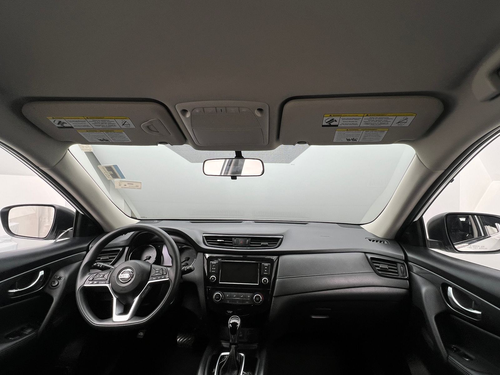 Thumbnail: 2018 Nissan Rogue - 3