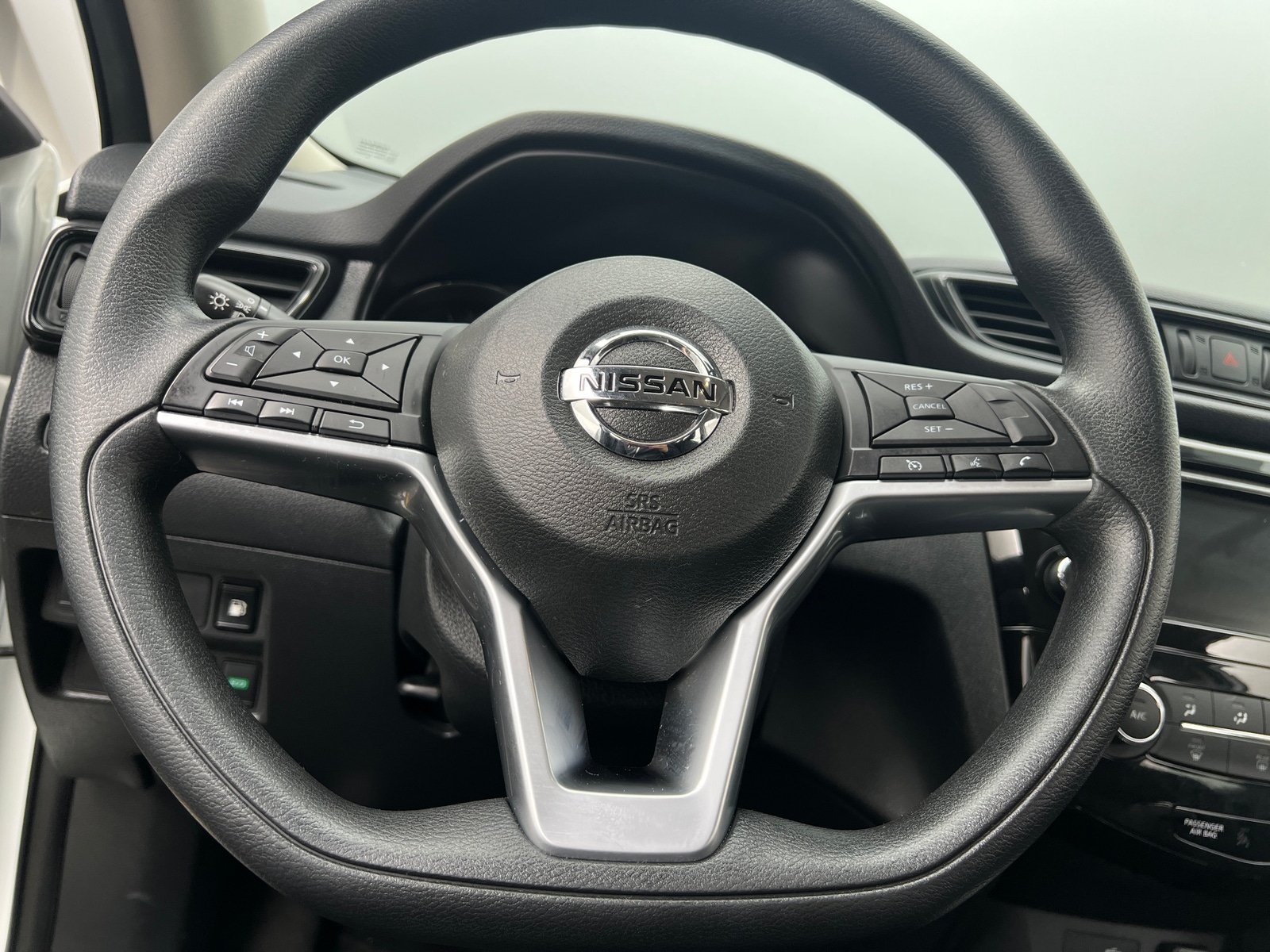 Thumbnail: 2018 Nissan Rogue - 5